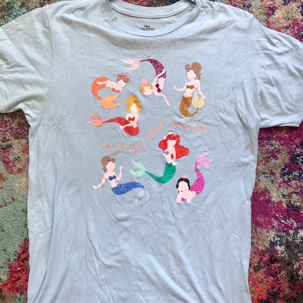 Disney’s The Little Mermaid T-shirt size L